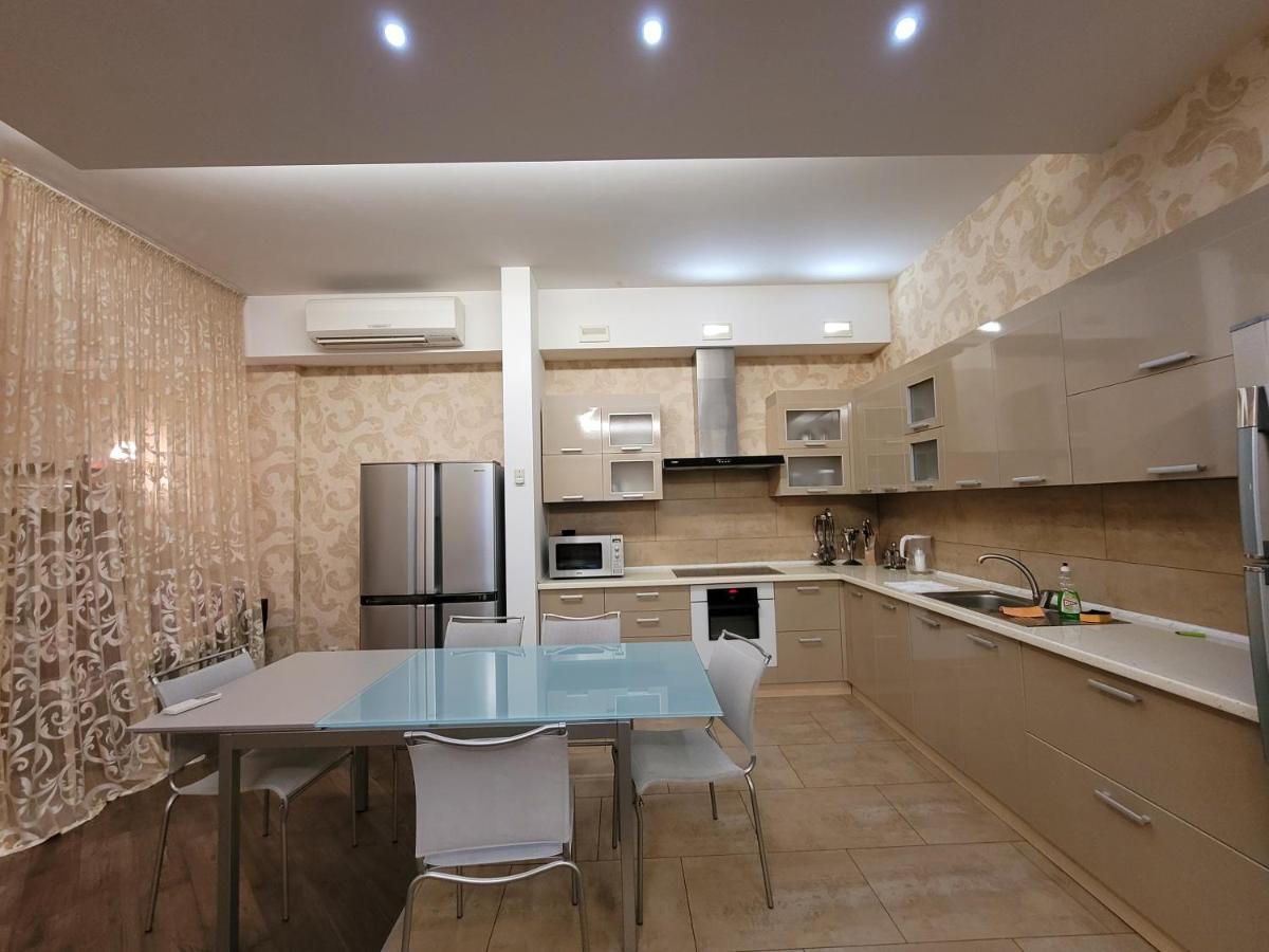 Arcadia Apartments Odessa Esterno foto
