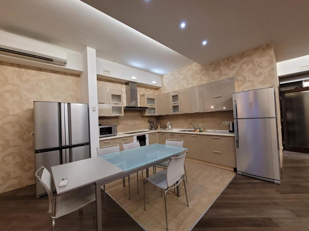 Arcadia Apartments Odessa Esterno foto